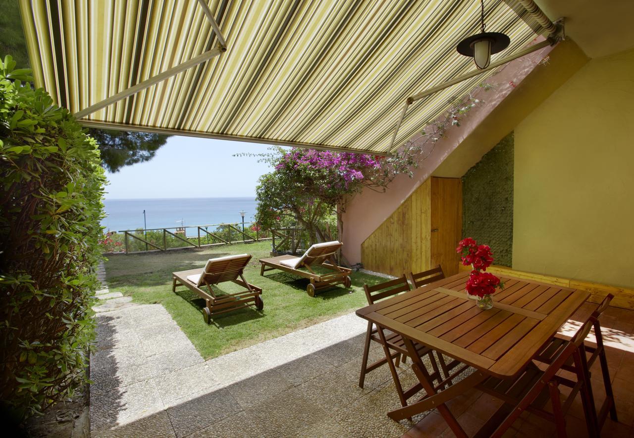 Pinus Village Sea Front Apartment Пула Екстериор снимка